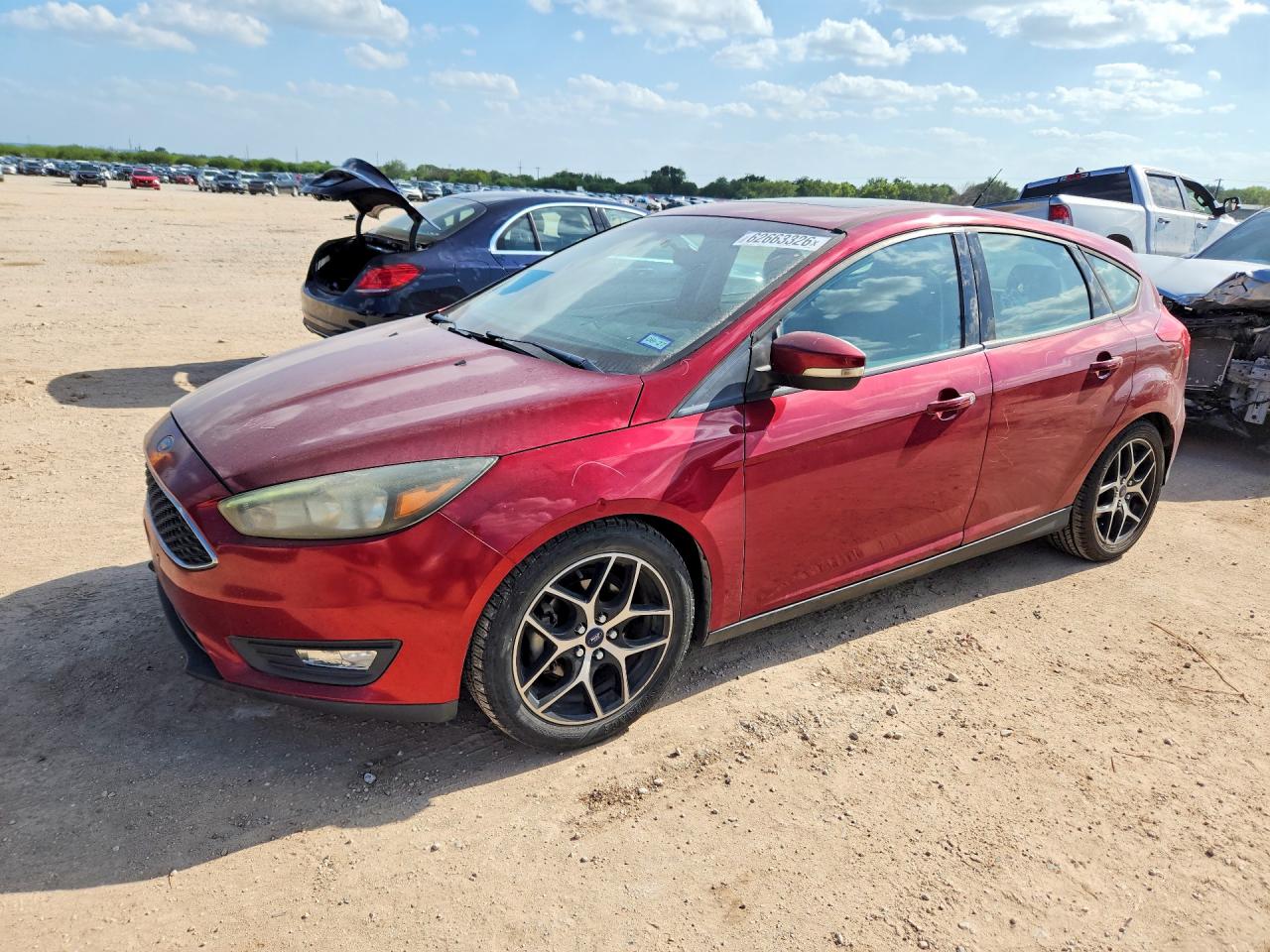 2017 Ford Focus SEL, VIN 1FADP3M21HL219303 — Front end