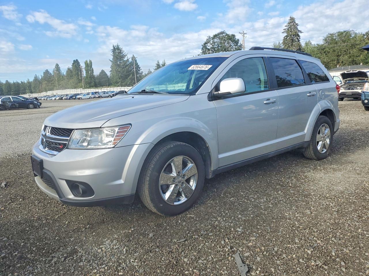 2012 Dodge Journey SXT, VIN 3C4PDCBG2CT262043 — Minor dents and scratches
