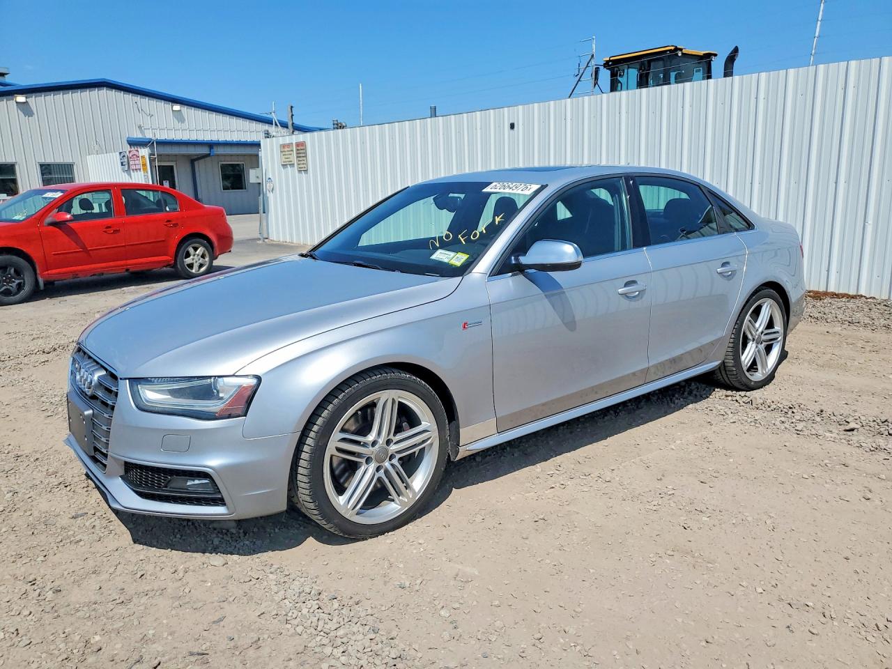2016 Audi S4 Premium Plus, VIN WAUBGAFL6GA009248 — Мелкие вмятины и царапины