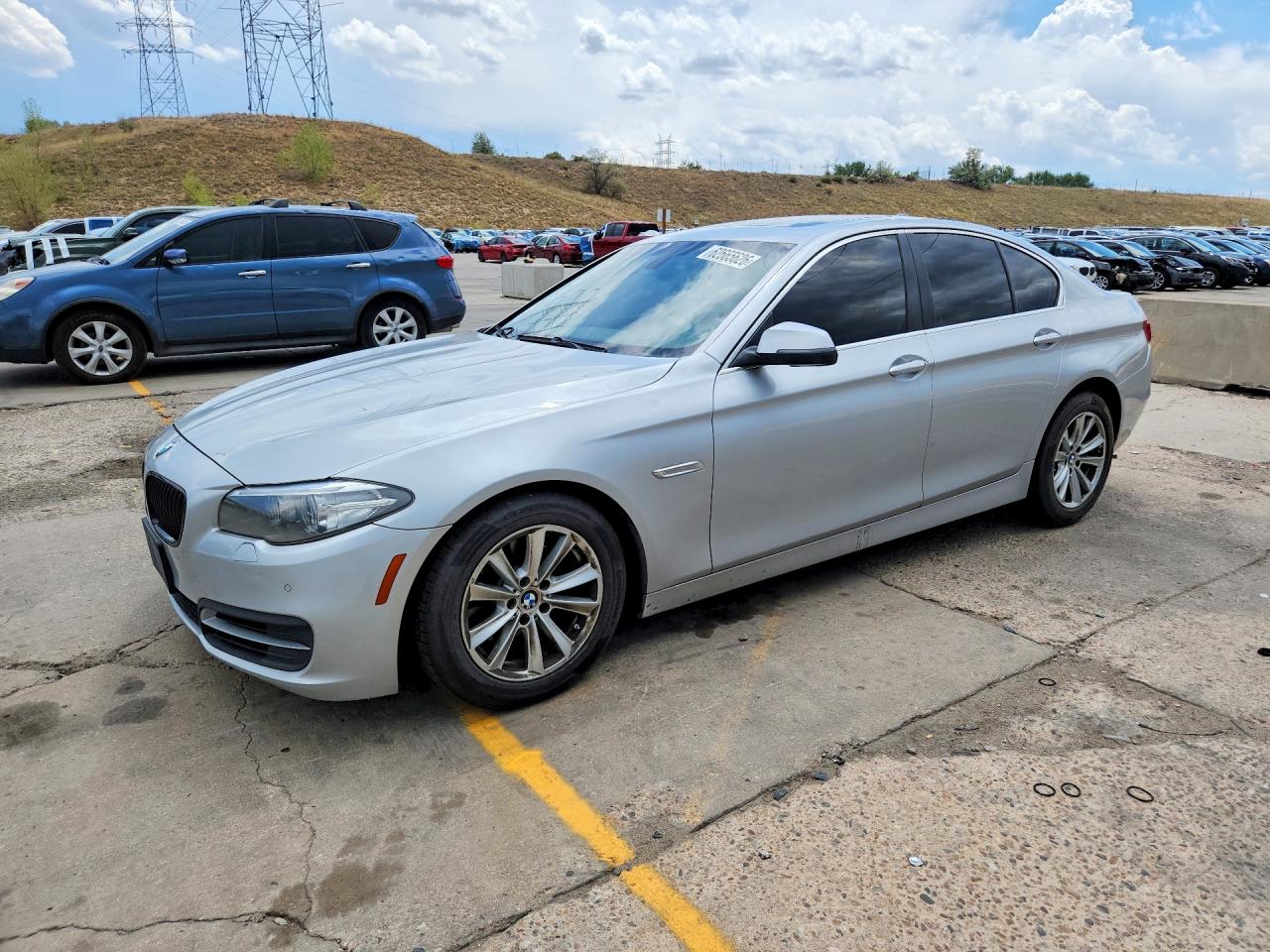 2014 BMW 5 Series 528i xDrive, VIN WBA5A7C58ED613015 — Front end