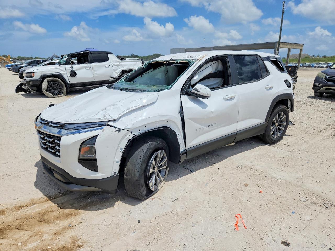 2026 Chevrolet Equinox FWD LT, VIN 3GNAXHEG0TL291618 — Front end