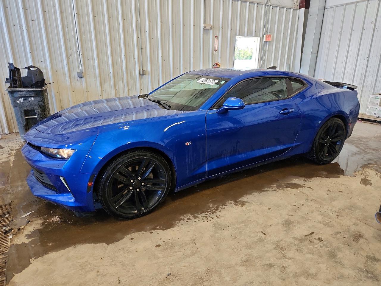 2017 Chevrolet Camaro 1LT, VIN 1G1FB1RX7H0107660 — Side