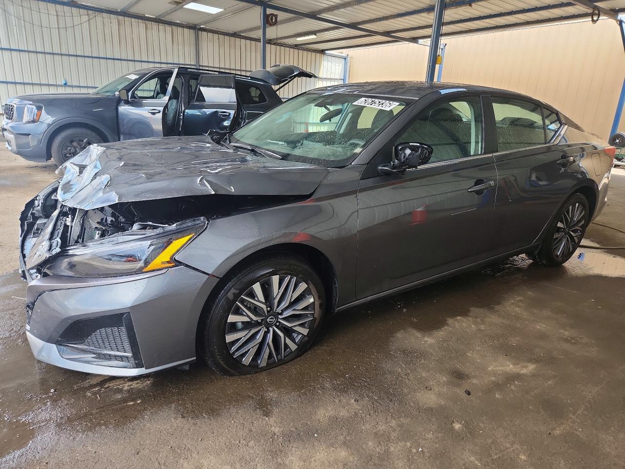 2026 Nissan Altima SV, VIN 1N4BL4DV6TN345060 — Front end