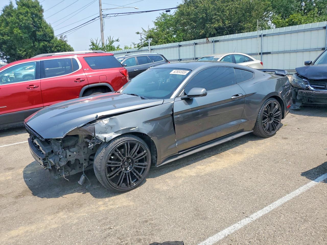 2016 Ford Mustang V6, VIN 1FA6P8AM6G5326006 — Front end