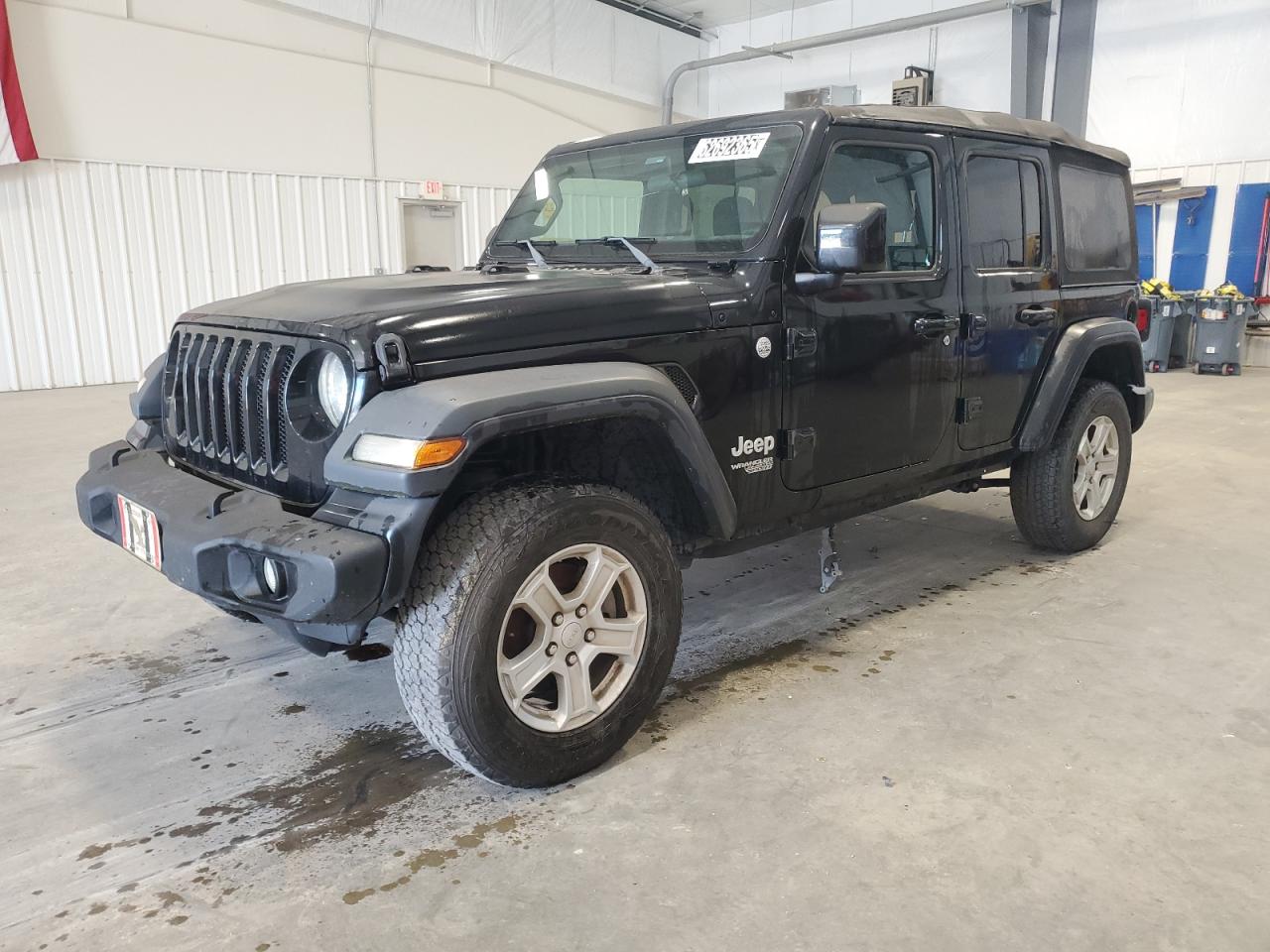 2018 Jeep Wrangler Unlimited Sport S, VIN 1C4HJXDG6JW190949 — Partial repair