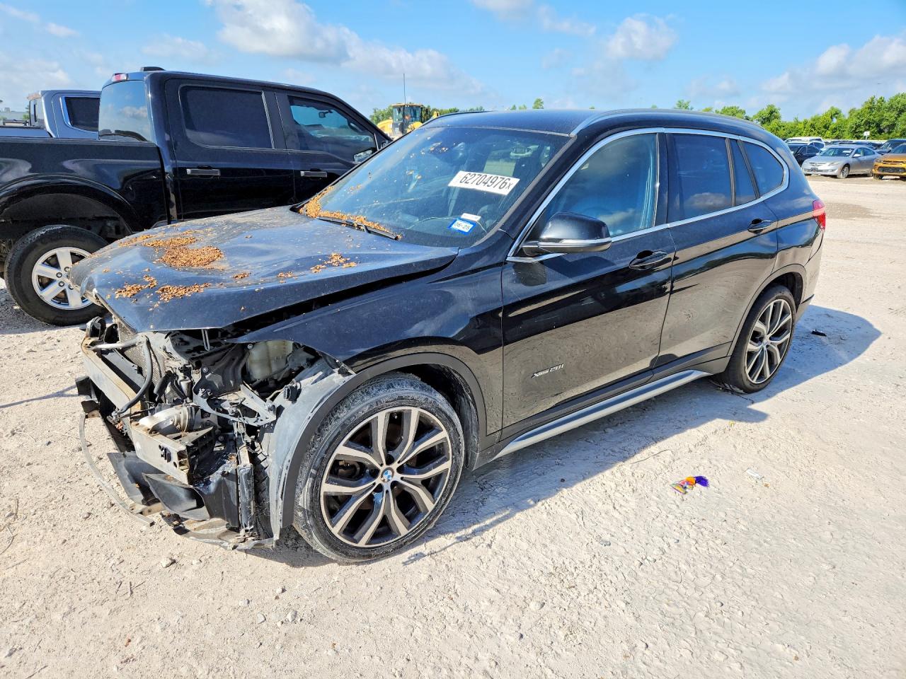 2016 BMW X1 xDrive28i, VIN WBXHT3C34G5E55714 — Front end