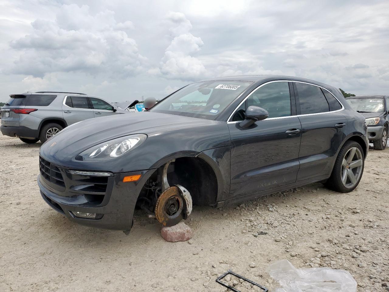2018 Porsche Macan S, VIN WP1AB2A53JLB37825 — Stripped
