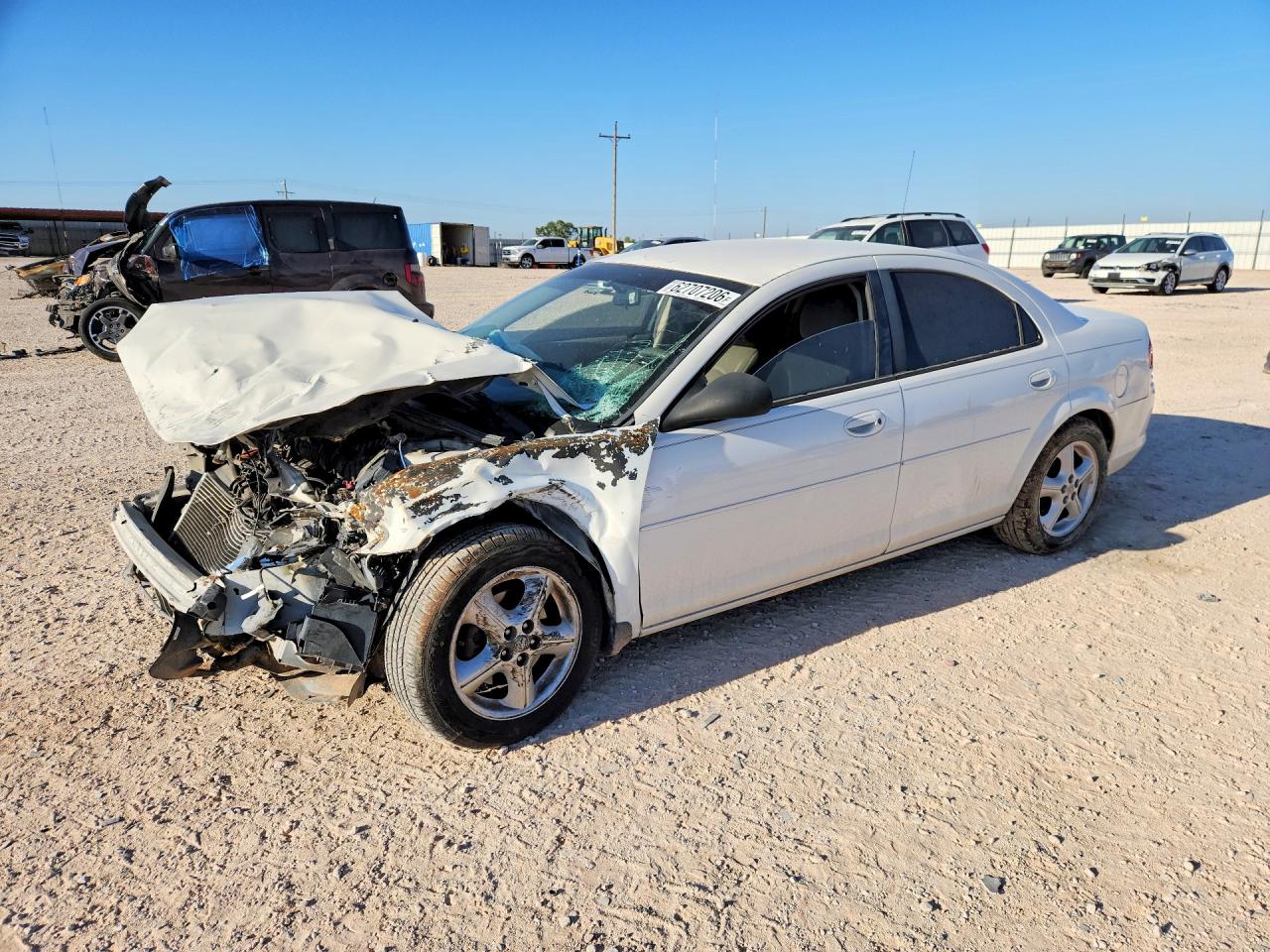 2004 Dodge Stratus SXT, VIN 1B3EL46X14N211016 — Перед