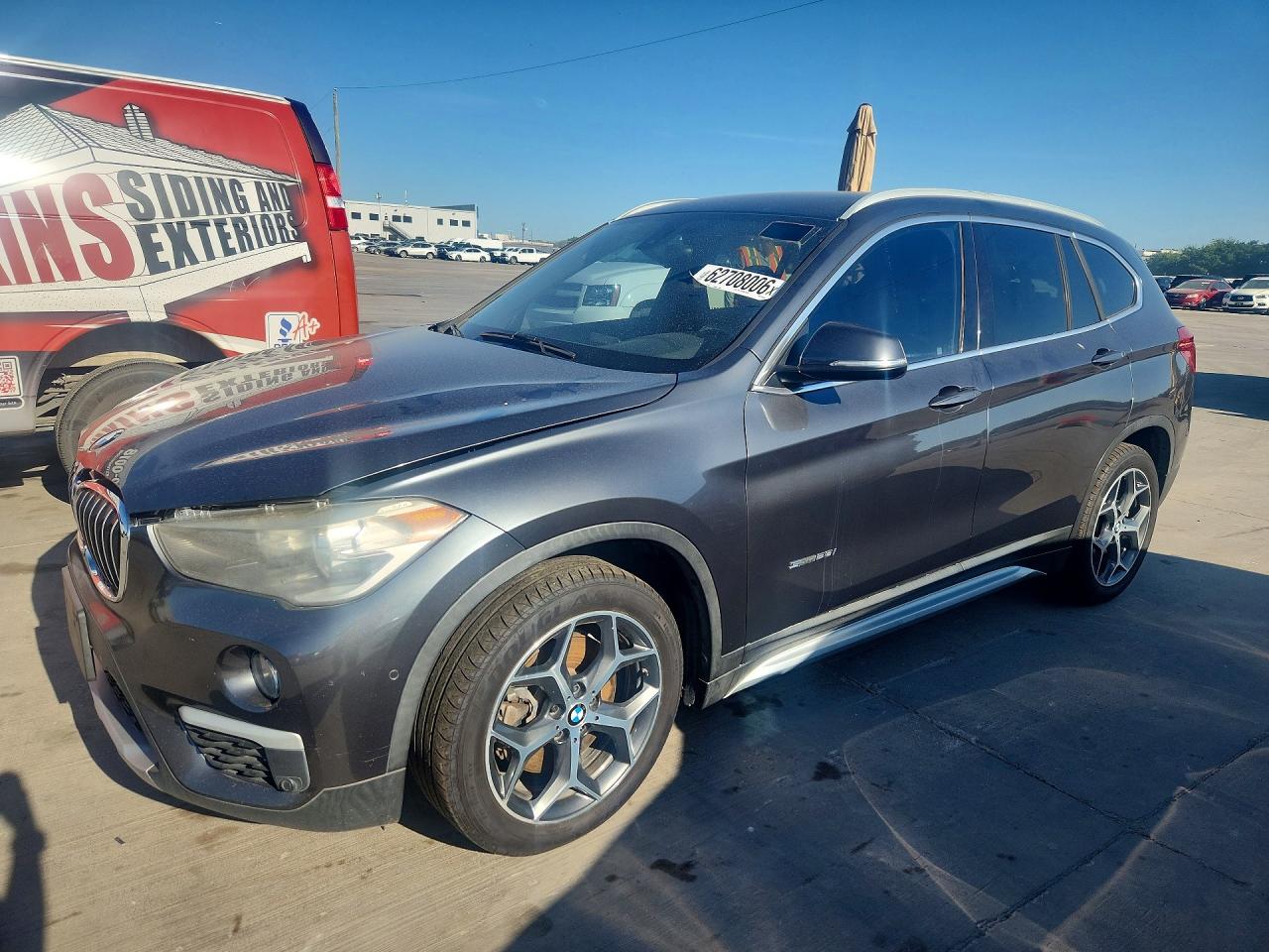 2017 BMW X1 sDrive28i, VIN WBXHU7C37H5H36864 — Normal wear