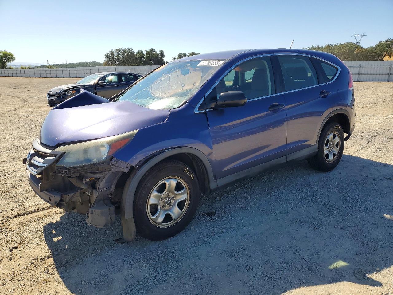 2014 Honda CR-V LX, VIN 2HKRM4H37EH670768 — Front end