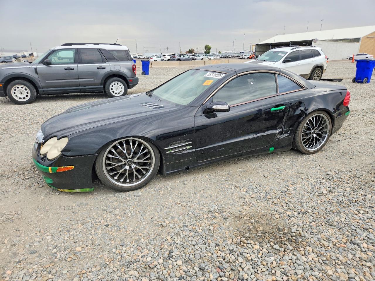 2006 Mercedes-Benz SL 500, VIN WDBSK75F06F109541 — Side