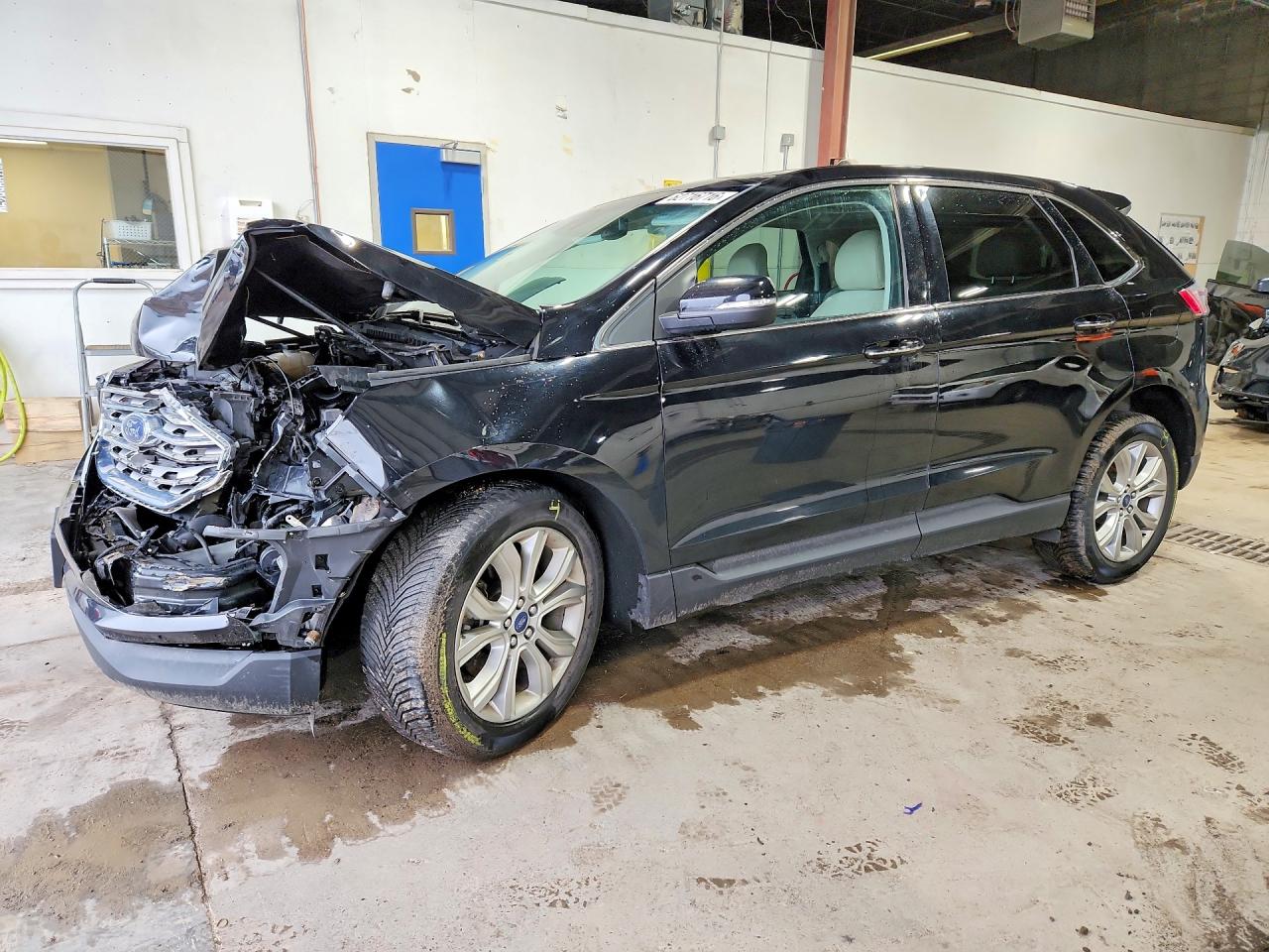 2019 Ford Edge Titanium, VIN 2FMPK4K90KBB54006 — Front end