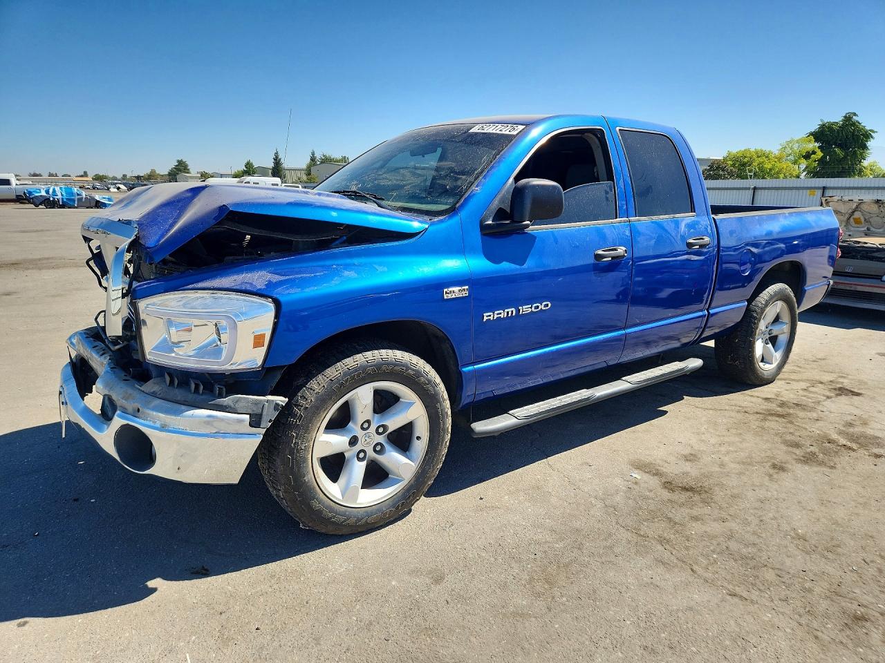 2007 Dodge 1500 SLT, VIN 1D7HA182X7S222108 — Перед