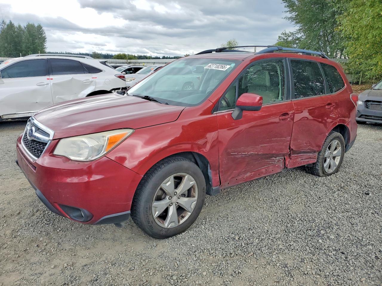 2015 Subaru Forester Limited, VIN JF2SJAHC2FH505334 — Side