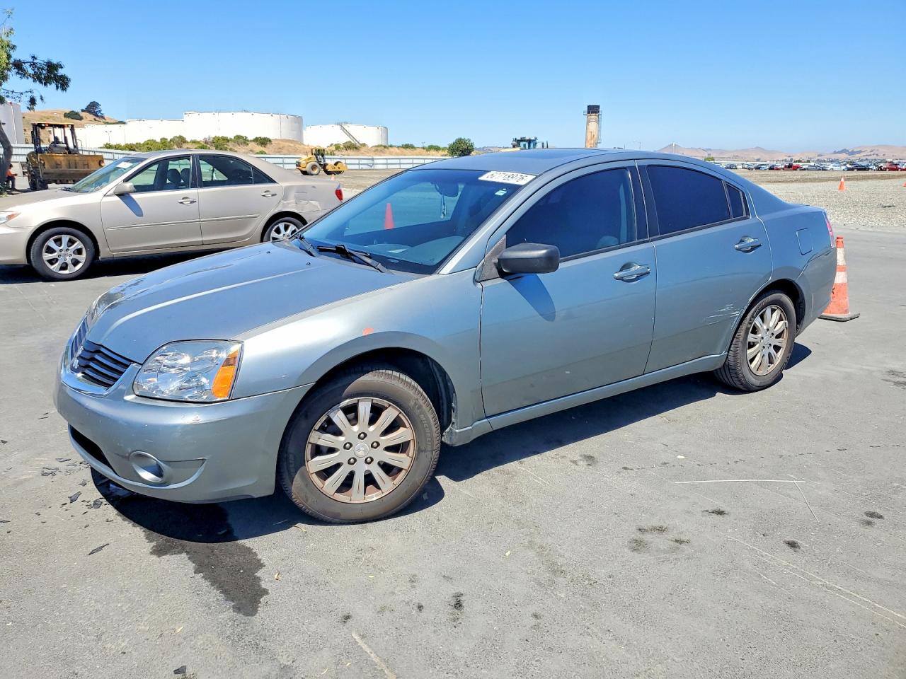 2007 Mitsubishi Galant ES, VIN 4A3AB56F67E044828 — Перед
