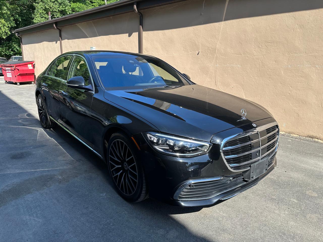 2022 Mercedes-Benz S 500, VIN W1K6G6DB9NA135120 — Normal wear