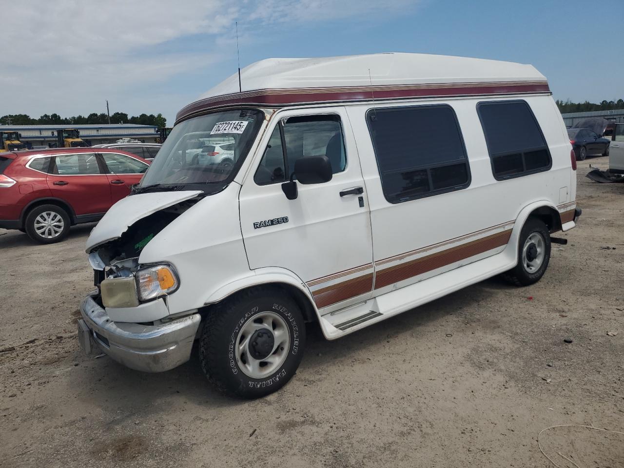 1994 Dodge Cargo, VIN 2B6HB21Y8RK581177 — Front end