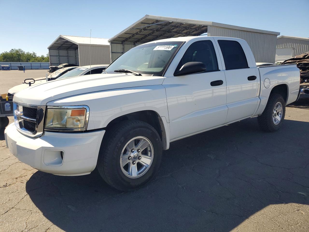 2008 Dodge Dakota SLT, VIN 1D7HE48N98S581435 — Мелкие вмятины и царапины
