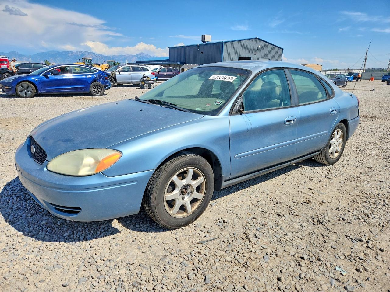 2006 Ford Taurus SEL, VIN 1FAFP56UX6A132625 — Vandalism