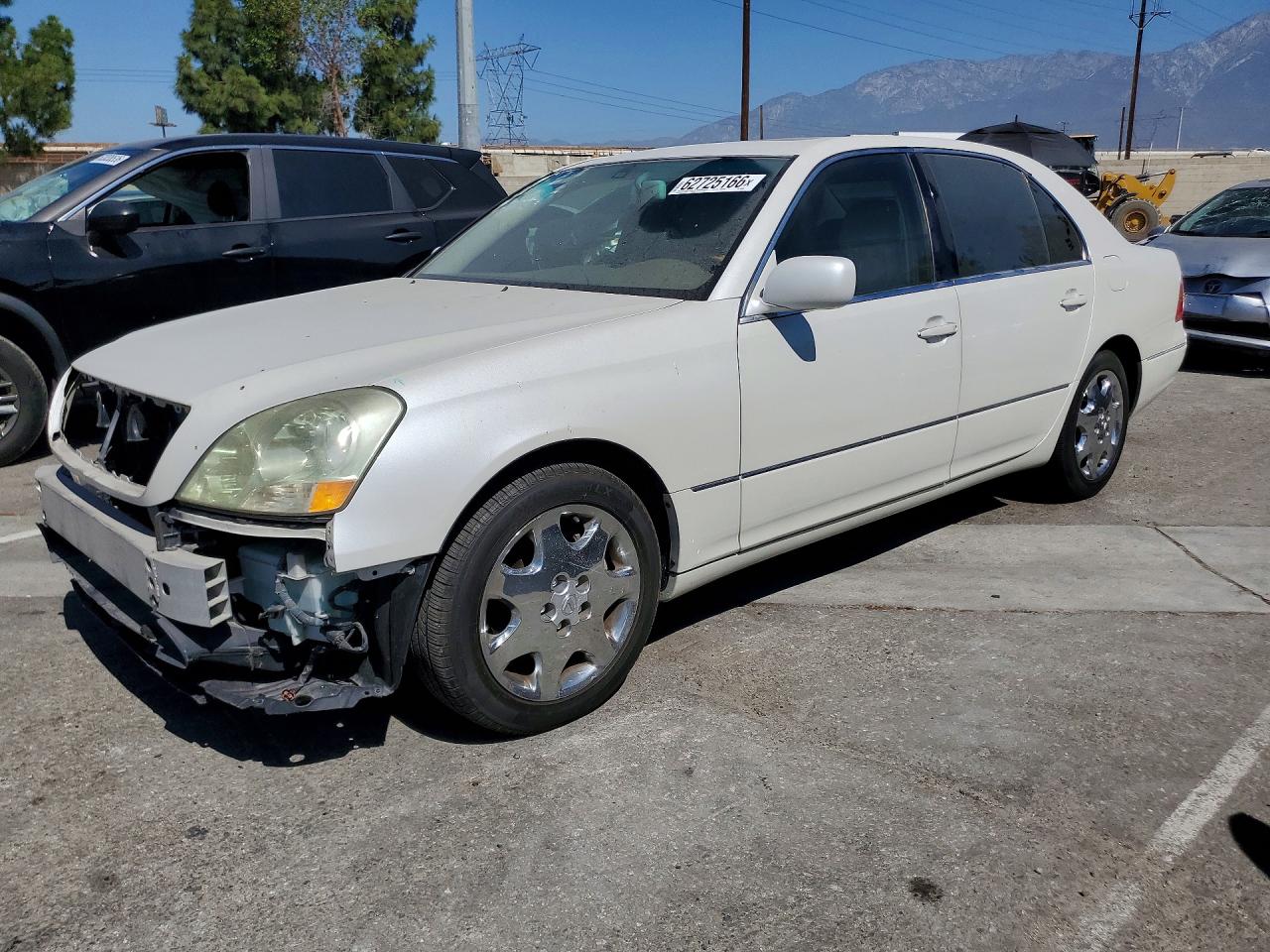 2001 Lexus LS 430, VIN JTHBN30F010004209 — Front end