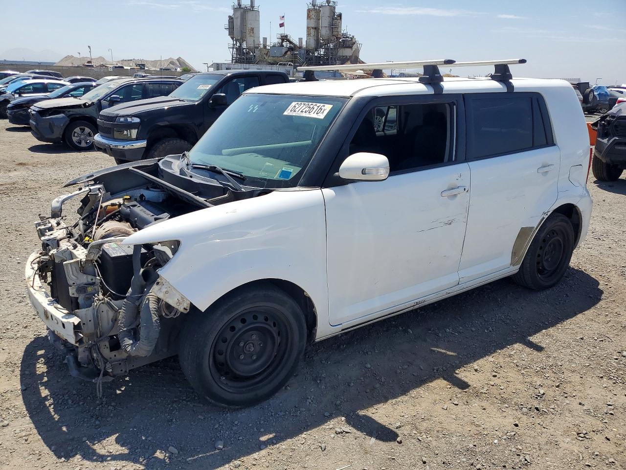 2011 Scion xB, VIN JTLZE4FE1B1129112 — Front end
