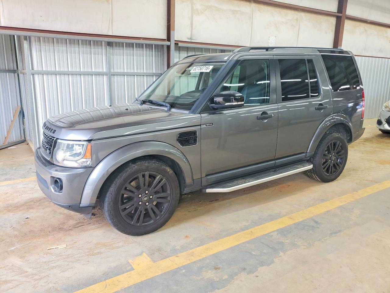 2015 Land Rover LR4 HSE, VIN SALAG2V65FA749624 — Normal wear