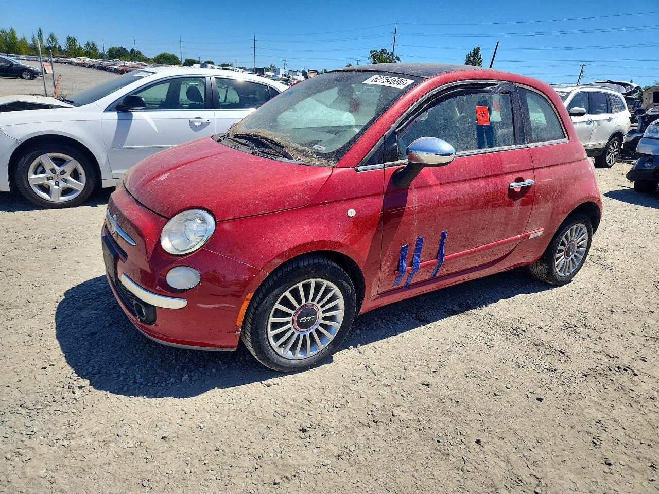 2012 FIAT 500 Lounge, VIN 3C3CFFCR1CT117946 — Side