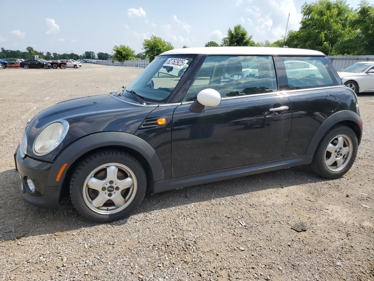 2011 MINI Hardtop, VIN WMWSU3C51BT183638 — Undercarriage