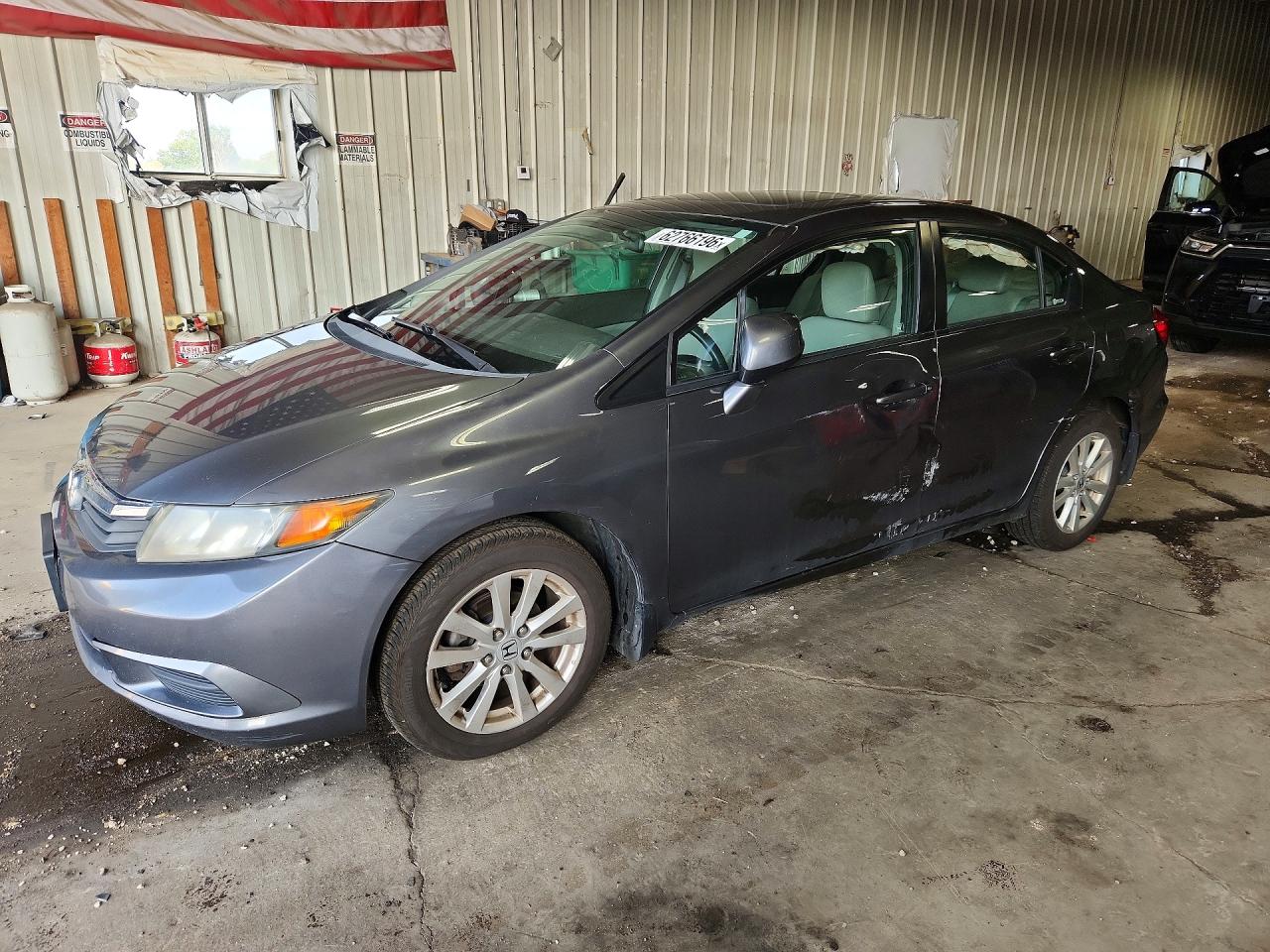 2012 Honda Civic EX, VIN 19XFB2F88CE019890 — Side