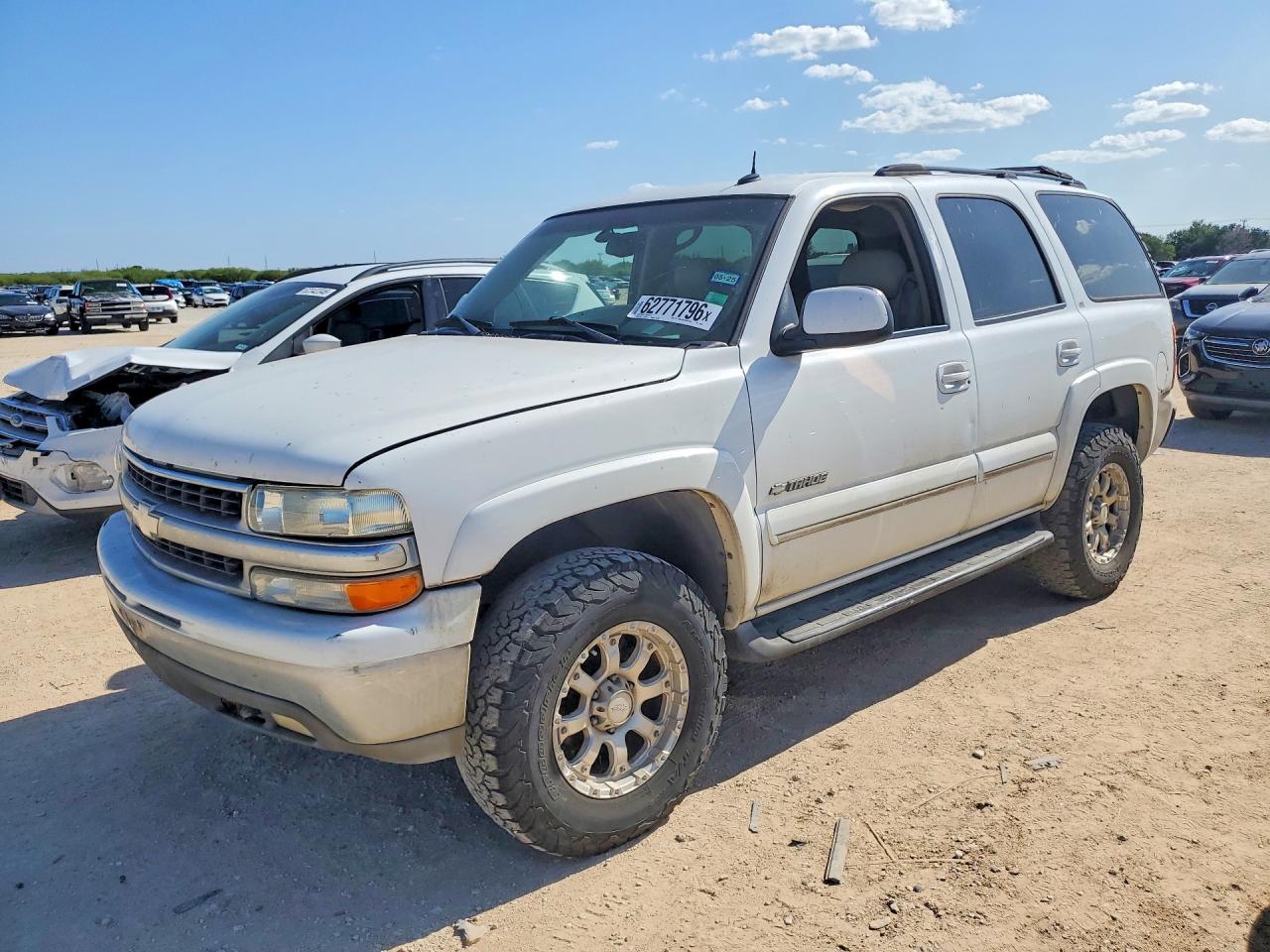 2003 Chevrolet Tahoe Z71, VIN 1GNEK13Z03R135938 — Minor dents and scratches