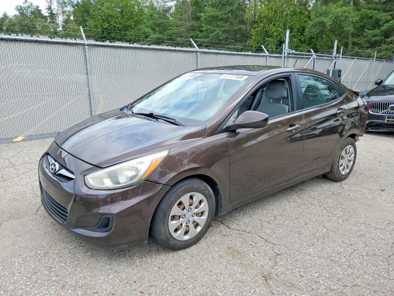 2015 Hyundai Accent GLS, VIN KMHCT4AE9FU810519 — Зад