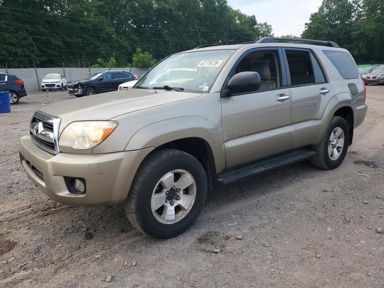 2006 Toyota 4Runner SR5, VIN JTEBU14R560092819 — Бок