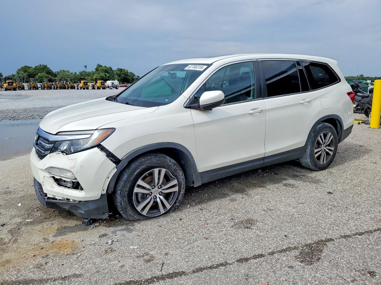2018 Honda Pilot EX-L, VIN 5FNYF5H51JB016452 — Front end
