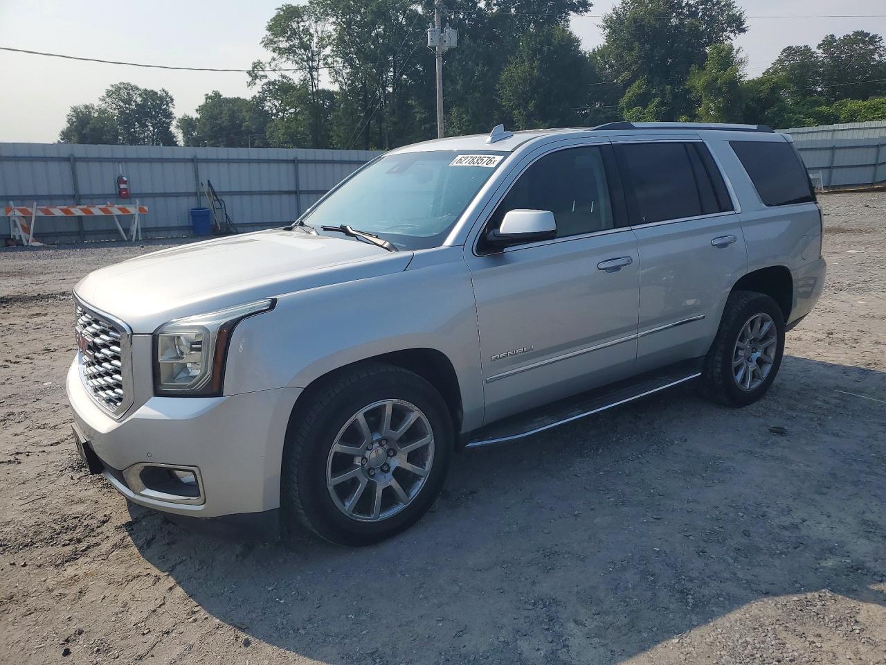 2018 GMC Yukon Denali, VIN 1GKS2CKJ5JR312407 — Front end
