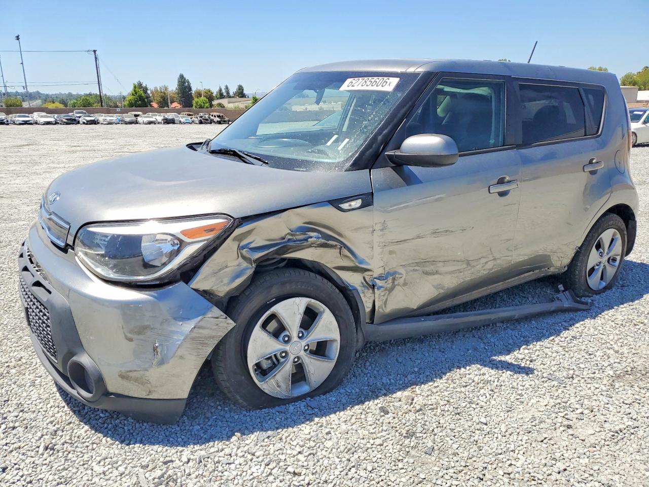 2014 Kia Soul, VIN KNDJN2A28E7020903 — Side