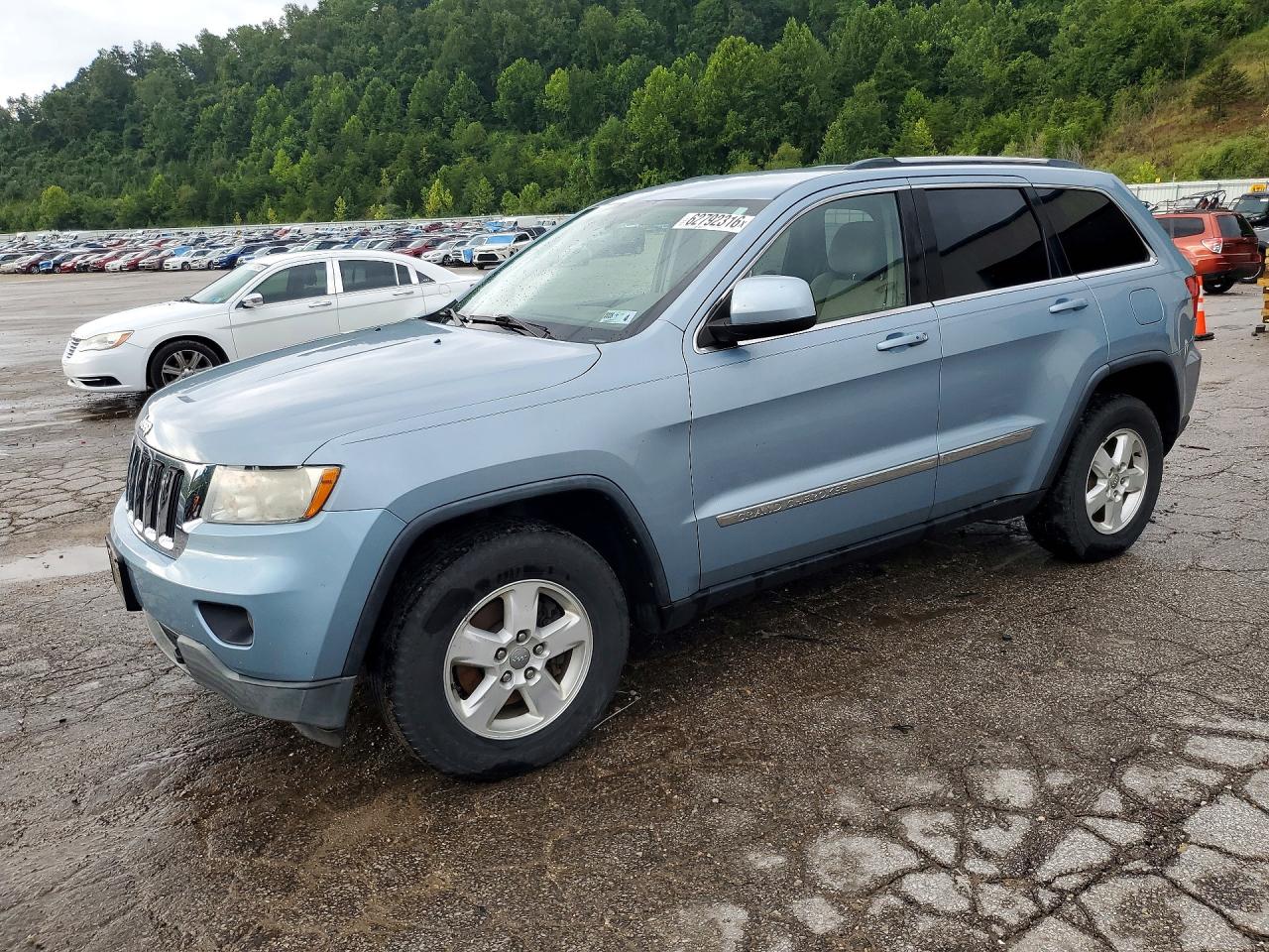 2012 Jeep Grand Cherokee Laredo, VIN 1C4RJFAG7CC315111 — Rear end