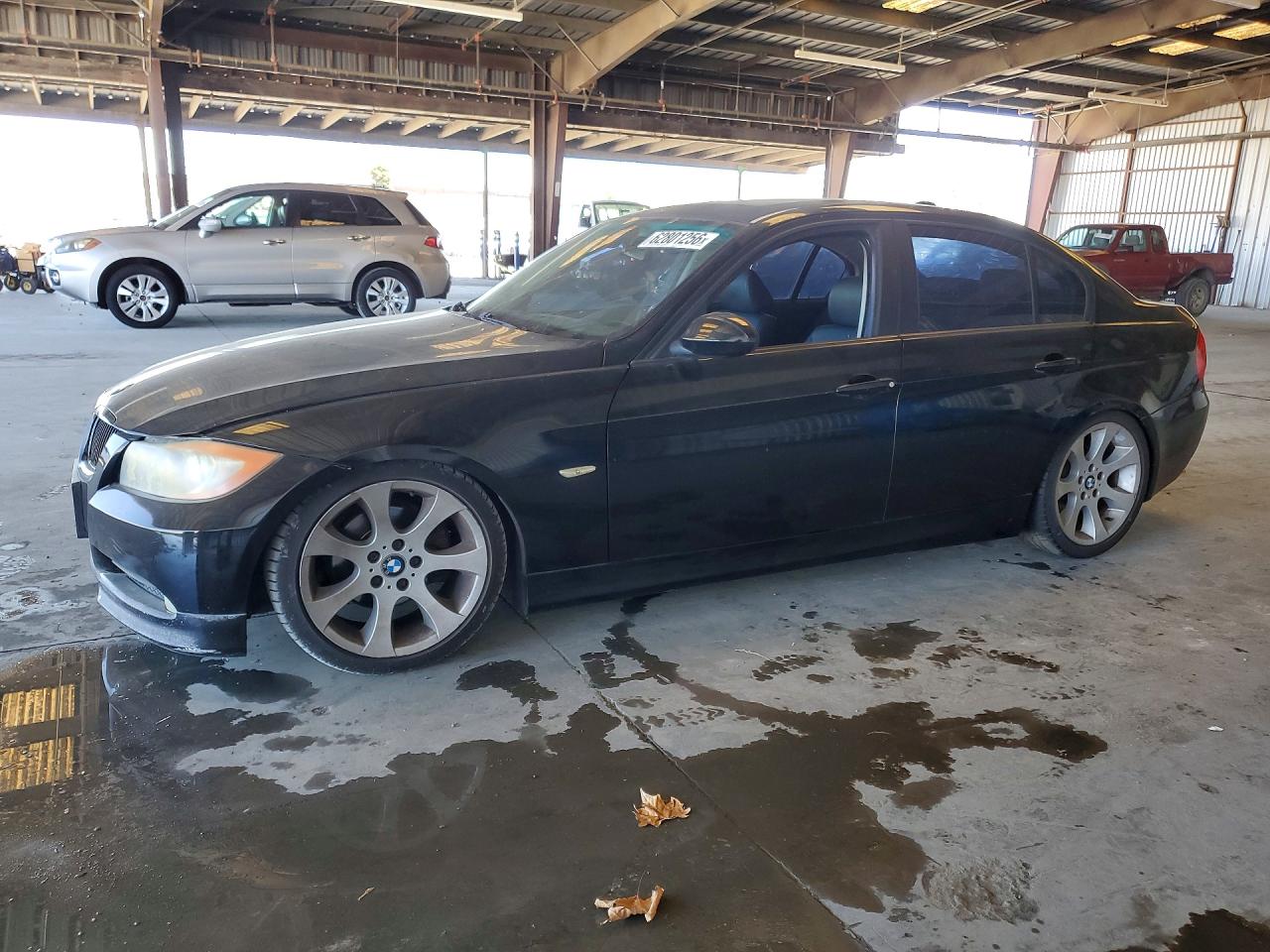 2007 BMW 3 Series 328i, VIN WBAVA33557PG39410 — Зад