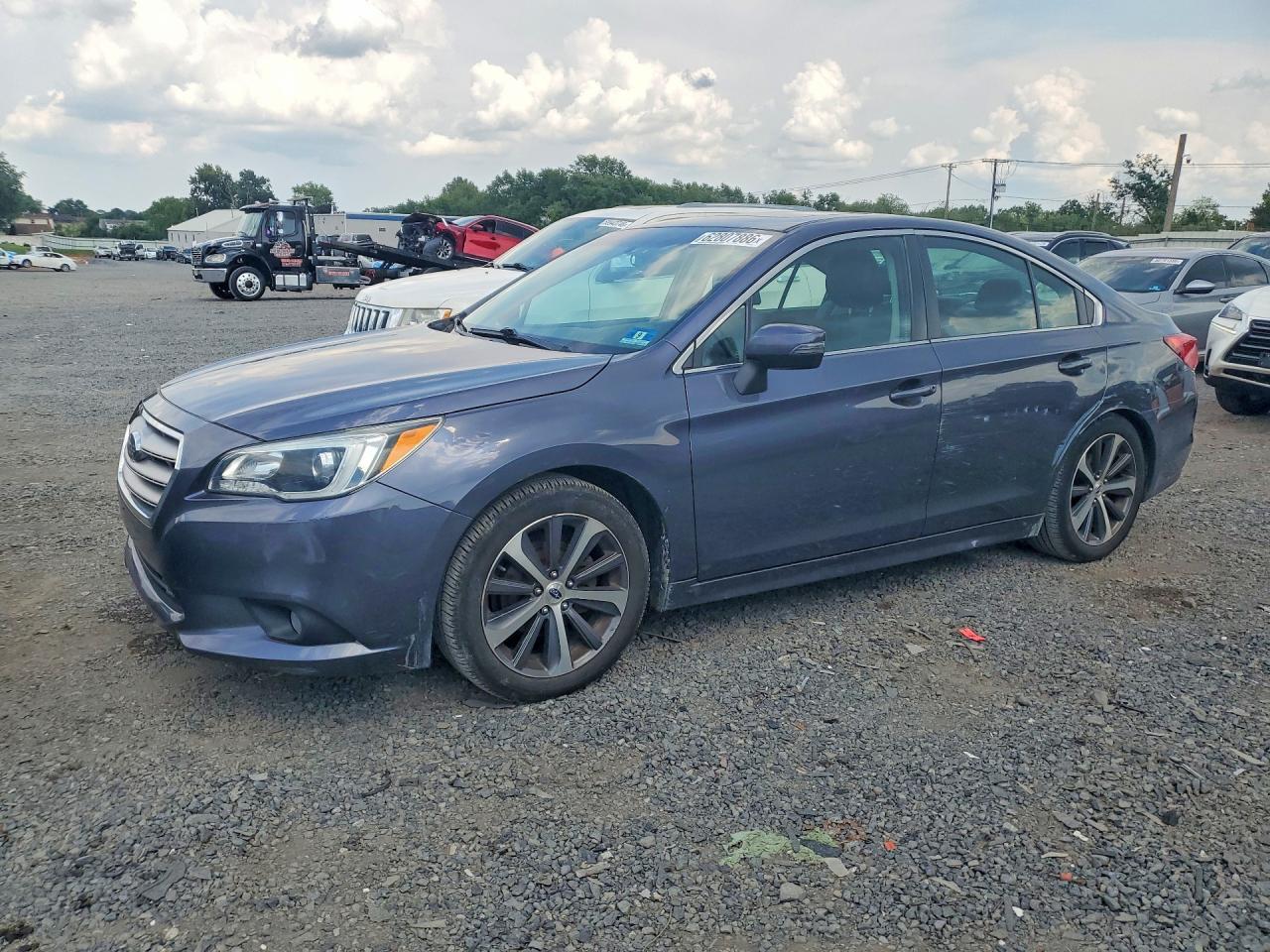 2015 Subaru Legacy Limited, VIN 4S3BNAL65F3004617 — Вода / потоп