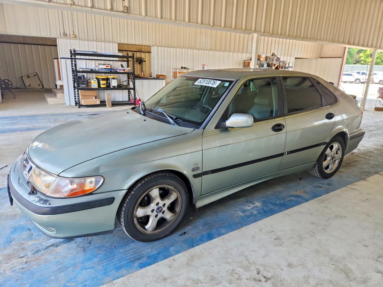 2001 Saab 9-3, VIN YS3DF55K312057802 — Minor dents and scratches