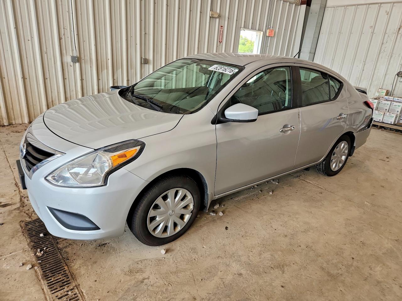 2015 Nissan Versa SV, VIN 3N1CN7APXFL919926 — Rear end