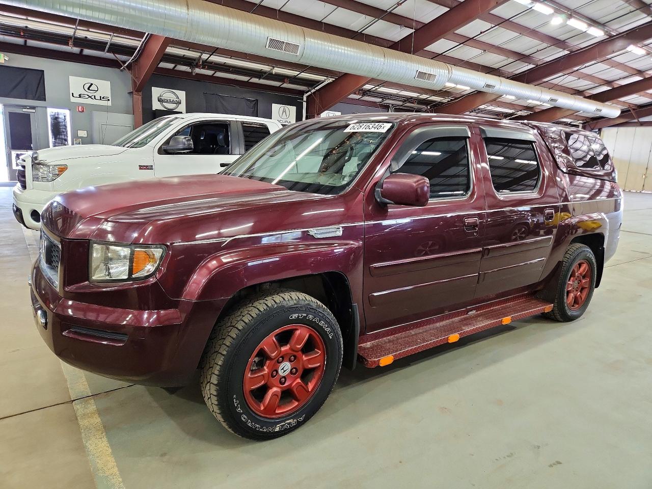 2007 Honda Ridgeline RTX, VIN 2HJYK16387H521232 — Side
