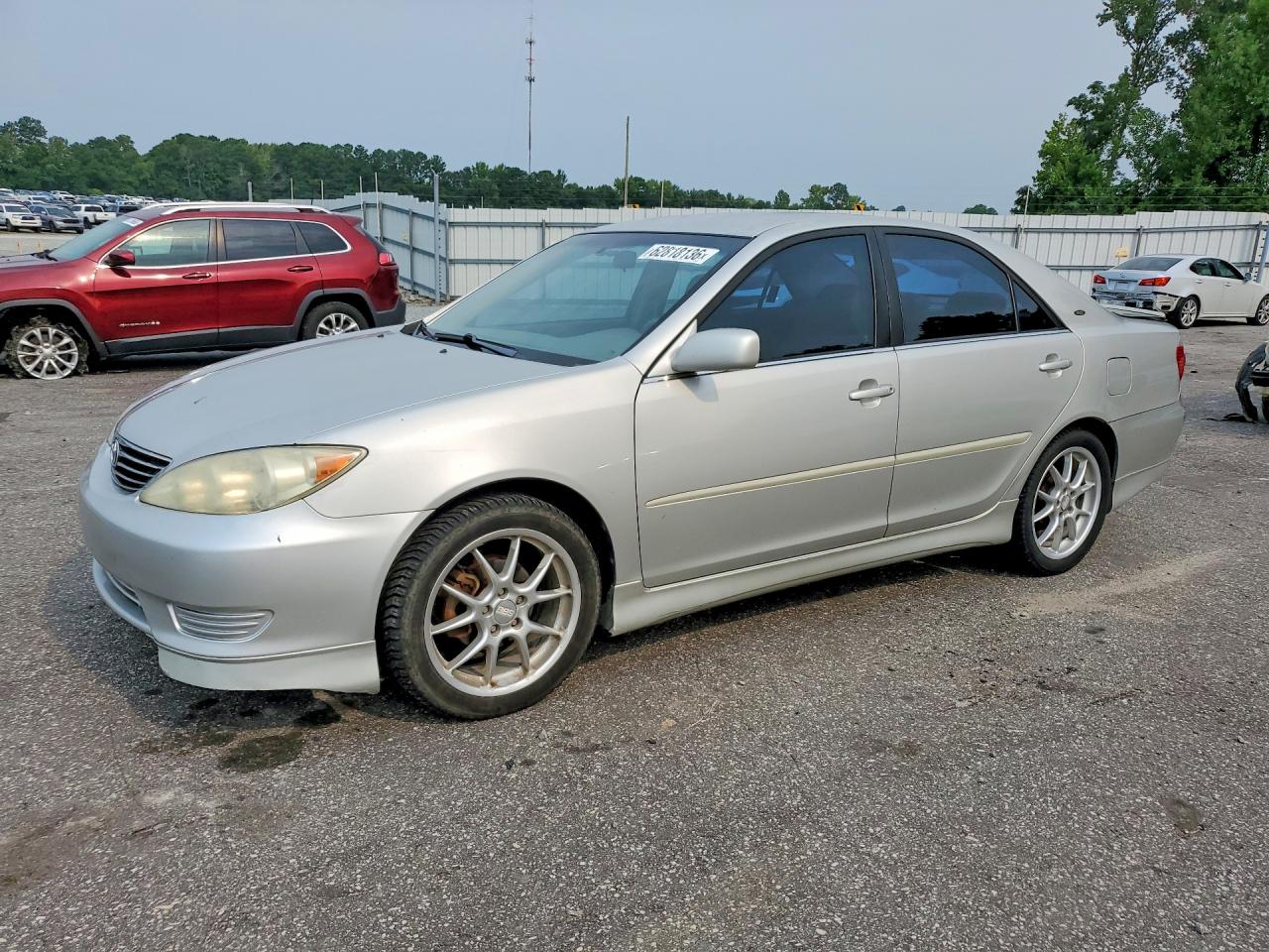 2005 Toyota Camry STD, VIN 4T1BE32K85U068102 — Зад