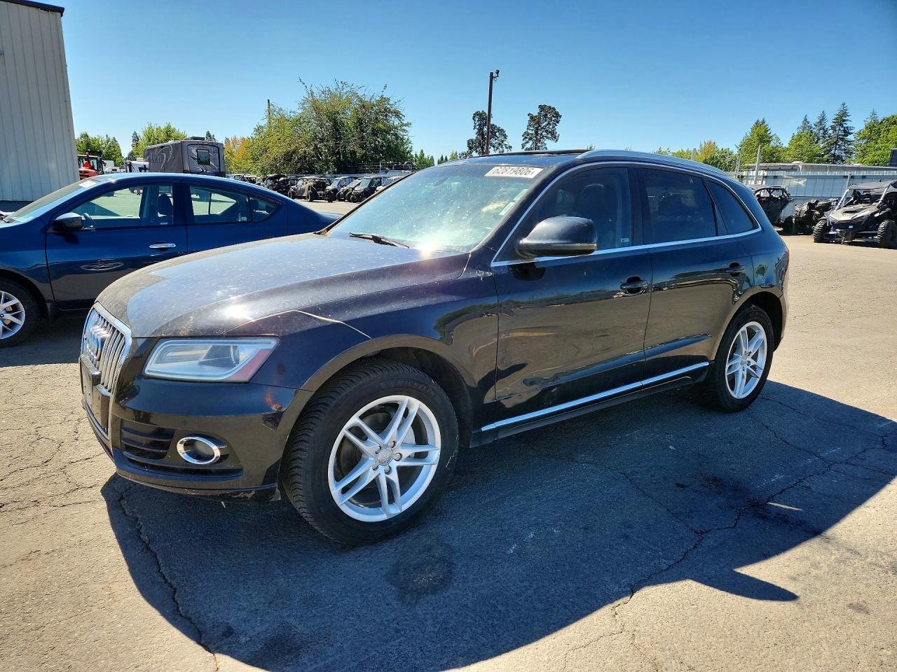 2013 Audi Q5 Premium Plus, VIN WA1LFAFP4DA020865 — Side