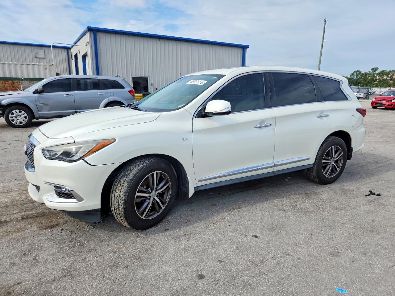 2017 Infiniti QX60, VIN 5N1DL0MNXHC542663 — Front end