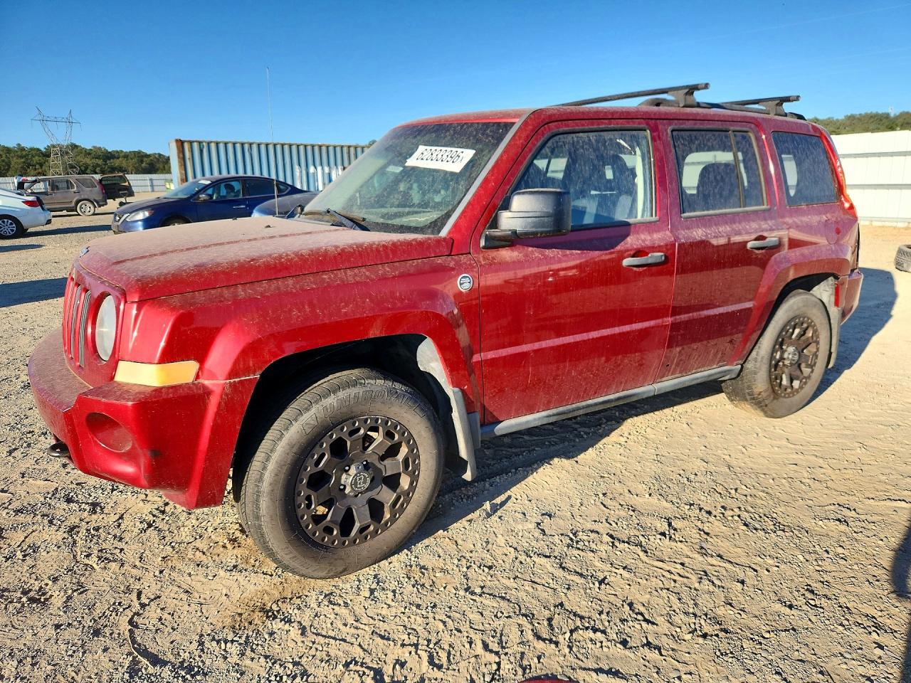2008 Jeep Patriot Sport, VIN 1J8FF28WX8D752668 — Зад