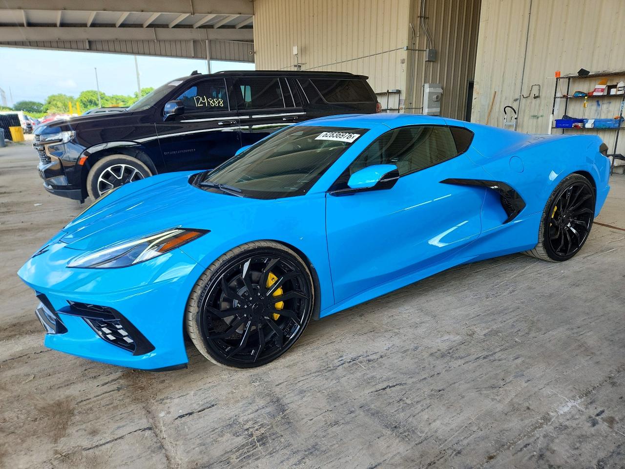 2024 Chevrolet Corvette 1LT, VIN 1G1YA2D44R5123589 — Minor dents and scratches