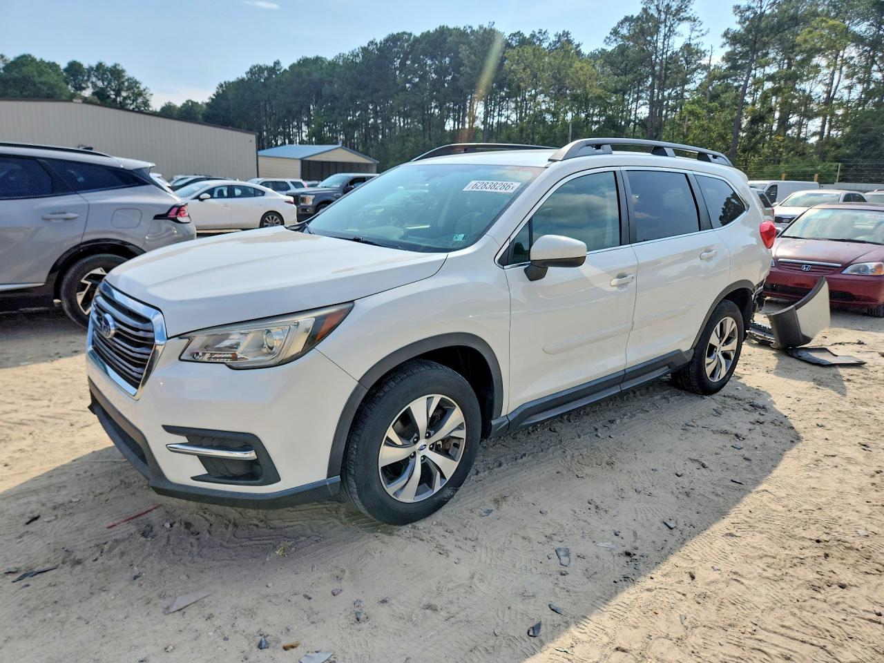 2019 Subaru Ascent Premium, VIN 4S4WMACD1K3423797 — Rear end