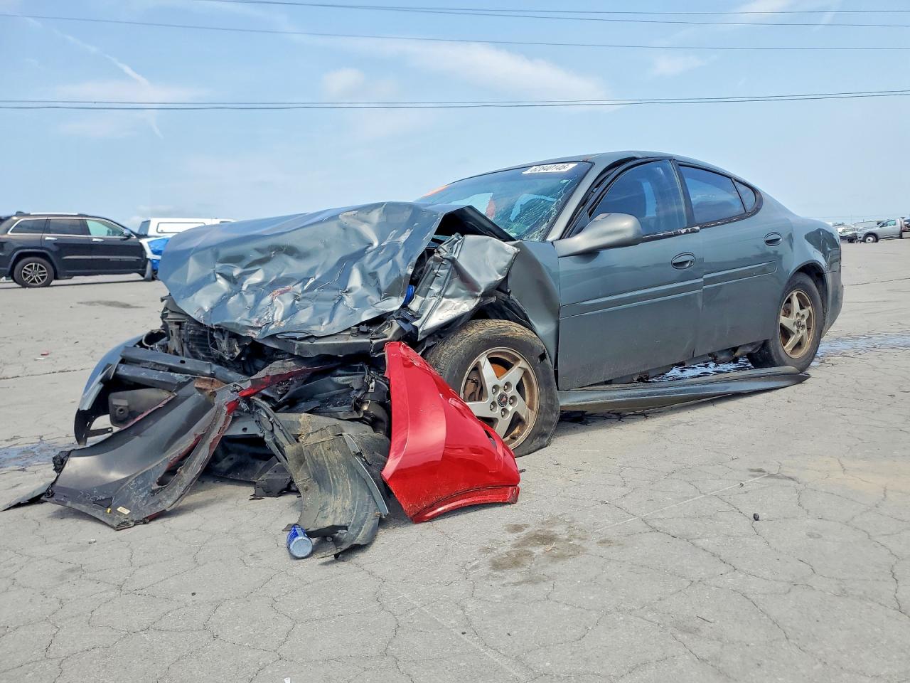 2004 Pontiac Grand Prix GT2, VIN 2G2WS522841317961 — Front end