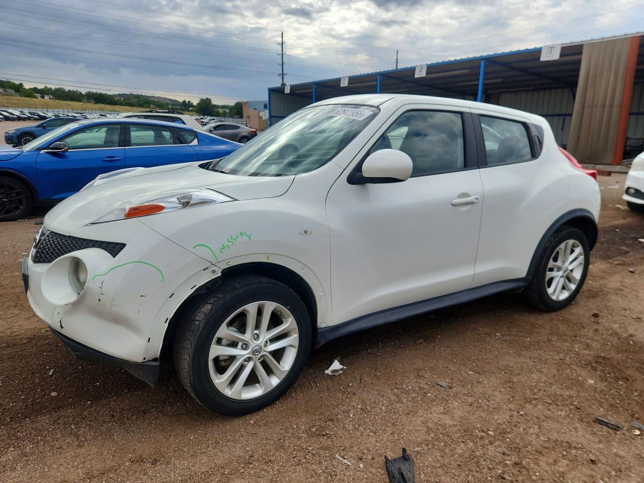 2013 Nissan Juke S, VIN JN8AF5MV0DT221662 — Side