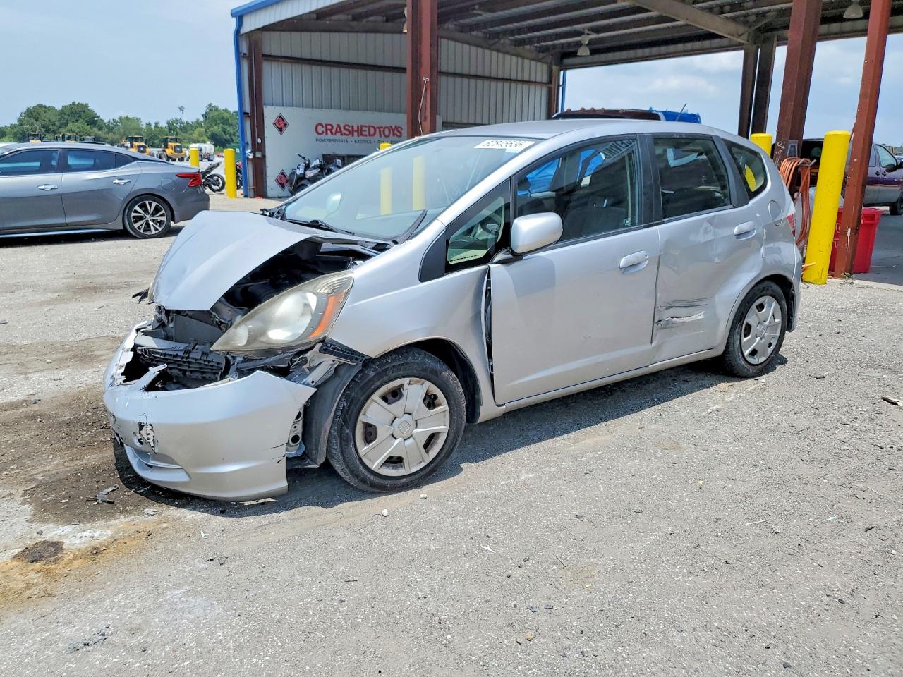 2013 Honda Fit, VIN JHMGE8H35DC080895 — Front end